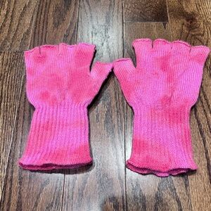 The Elder Statesman pink tye dyed fingerlesss cashmere gloves - one size